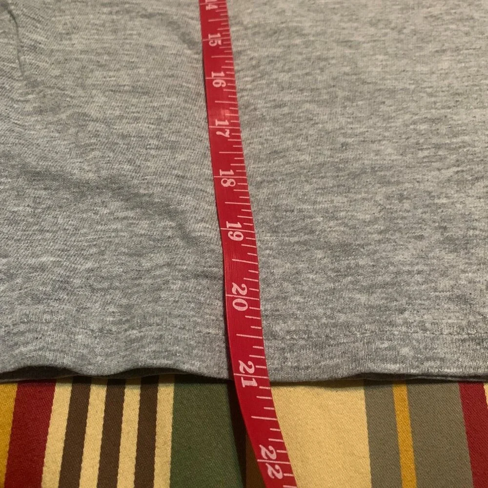 VTG Y2K Nike Women’s‎ T-Shirt Gray Nike Logo Short Sleeve 100% Cotton Sz M Gorp